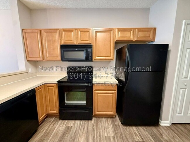 Building Photo - 518 Scrub Jay Dr