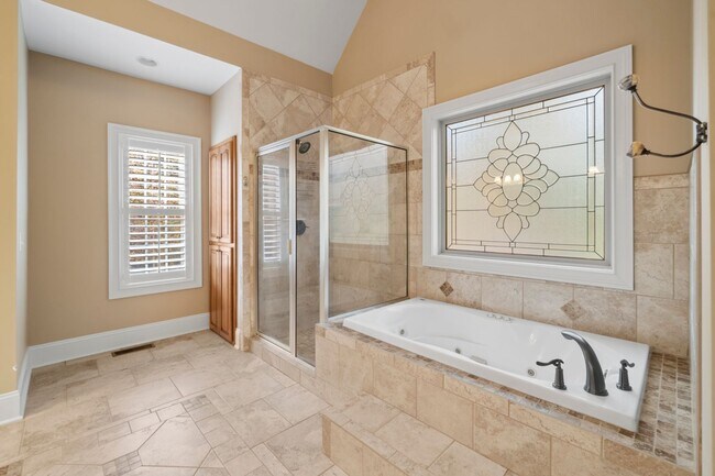 Building Photo - 137 Northington Woods Dr