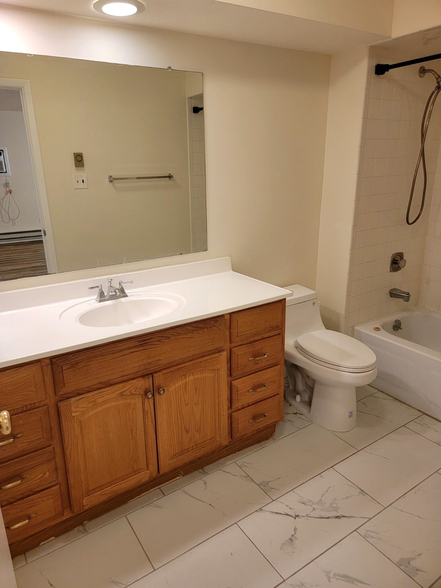 Building Photo - 117 Amberly Dr