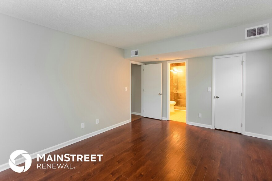 Building Photo - 8721 Kirkley Glen Ln