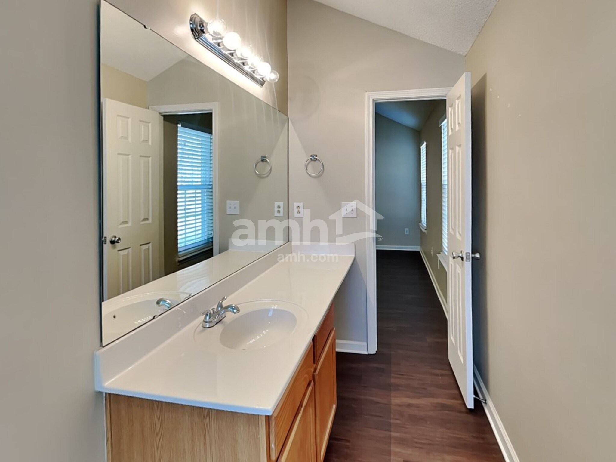 Building Photo - 6204 Patric Alan Ct