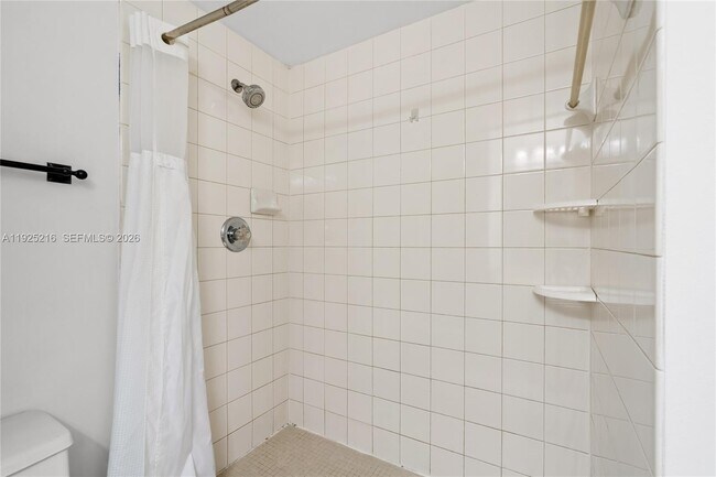 Building Photo - 701 Brickell Key Blvd