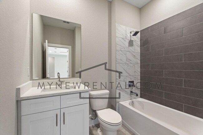 Building Photo - 2241 Nordendale Blvd