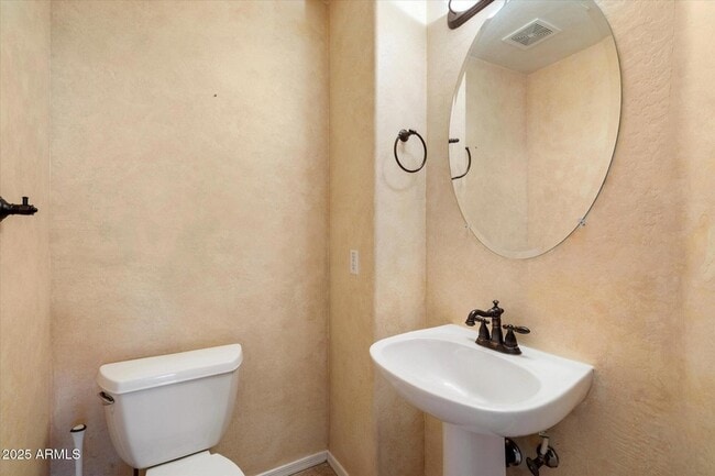 Building Photo - 4823 E Barwick Dr