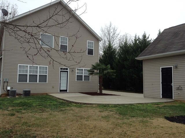 Building Photo - 10123 Caldwell Depot Rd