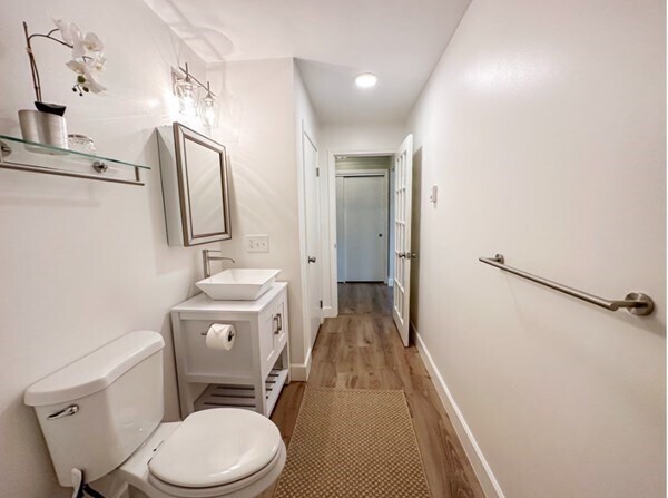 Building Photo - 479 Durfee St