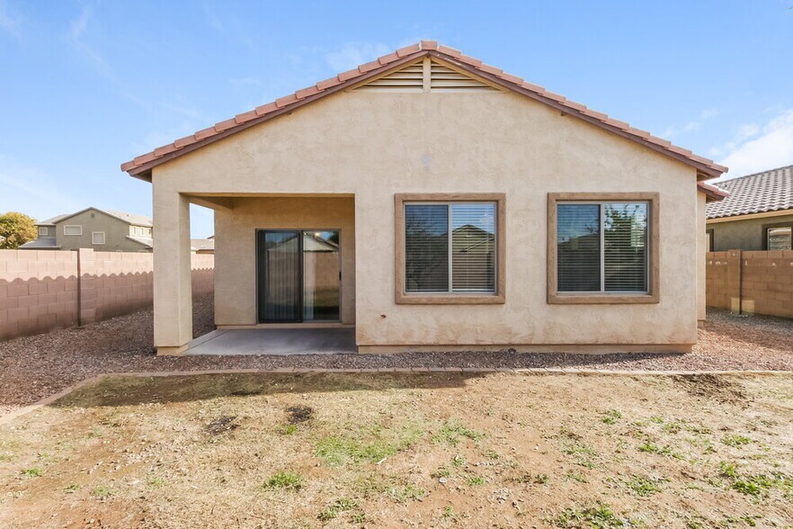 Building Photo - 38514 N Navarro Dr