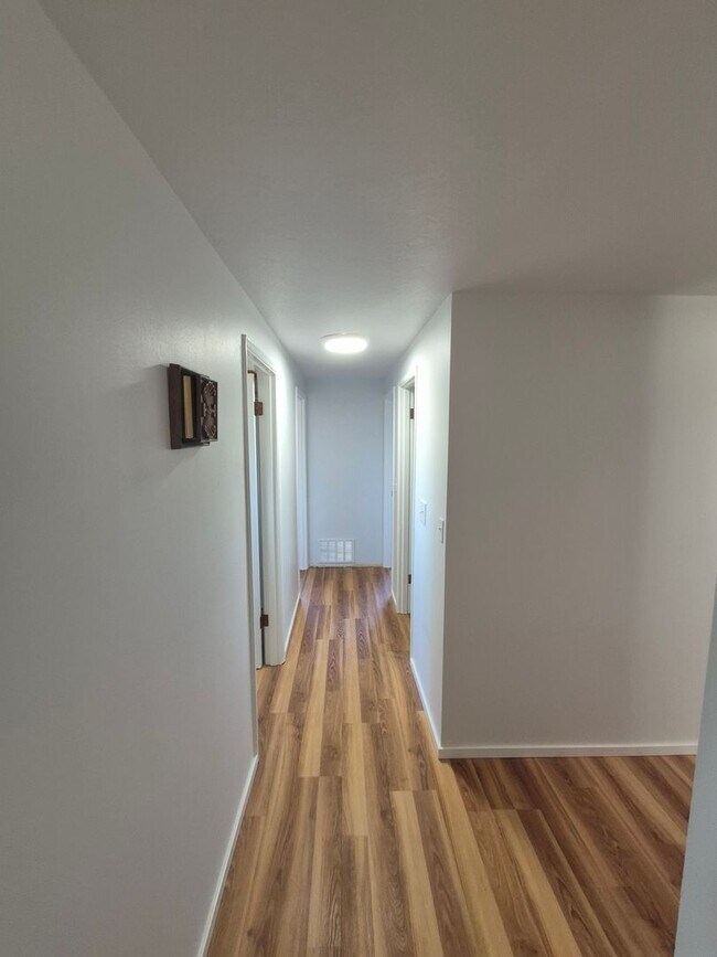Building Photo - Refurbished home with Basement and large yard