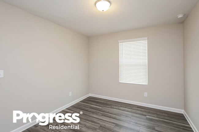 Building Photo - 1051 Feldman Chase