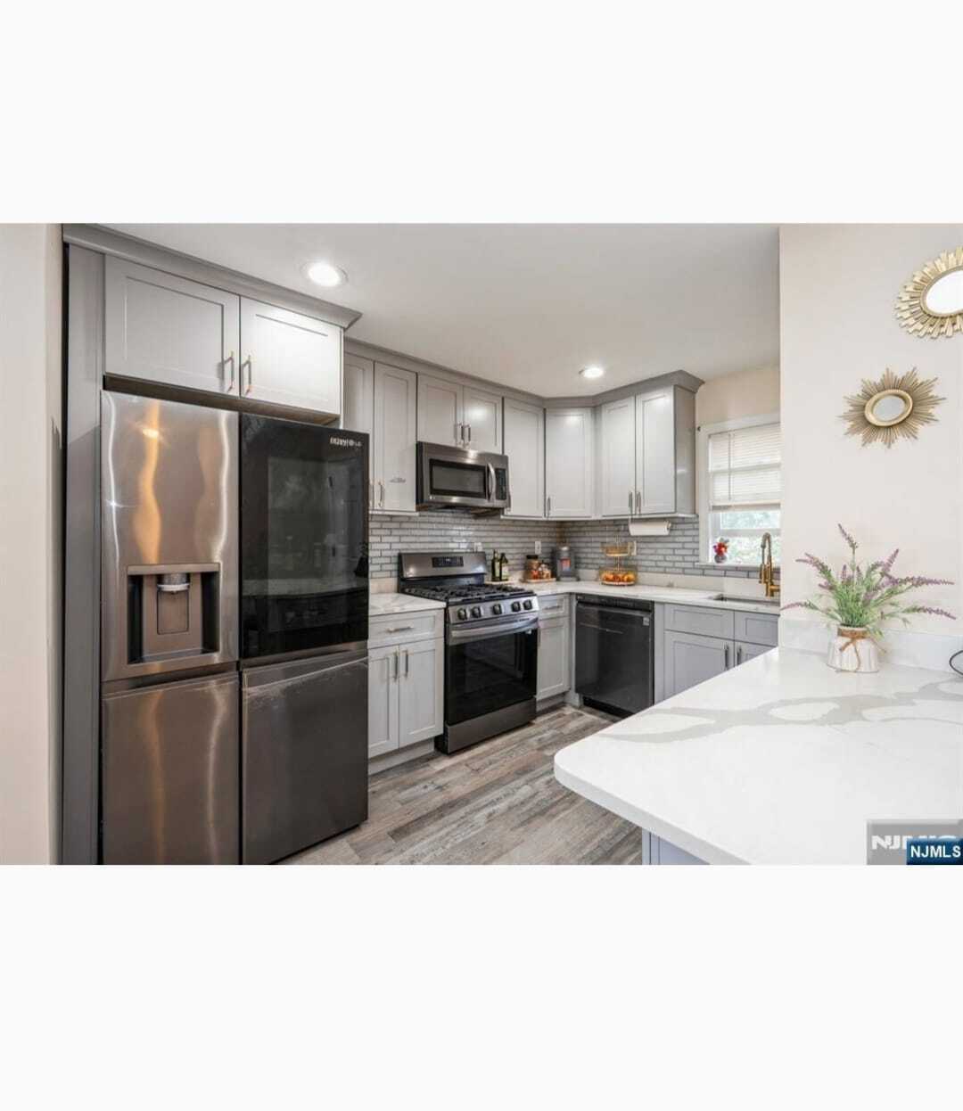 Building Photo - 298 Nedellec Dr