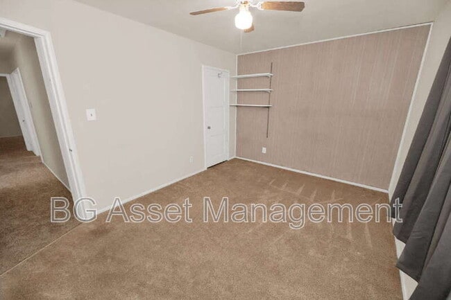 Building Photo - 950 Kelvin Ct