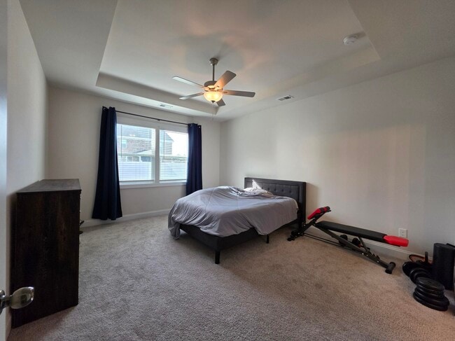 Building Photo - 3360 Rustic Dr