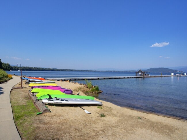 Beach - 424 Sandpoint Ave