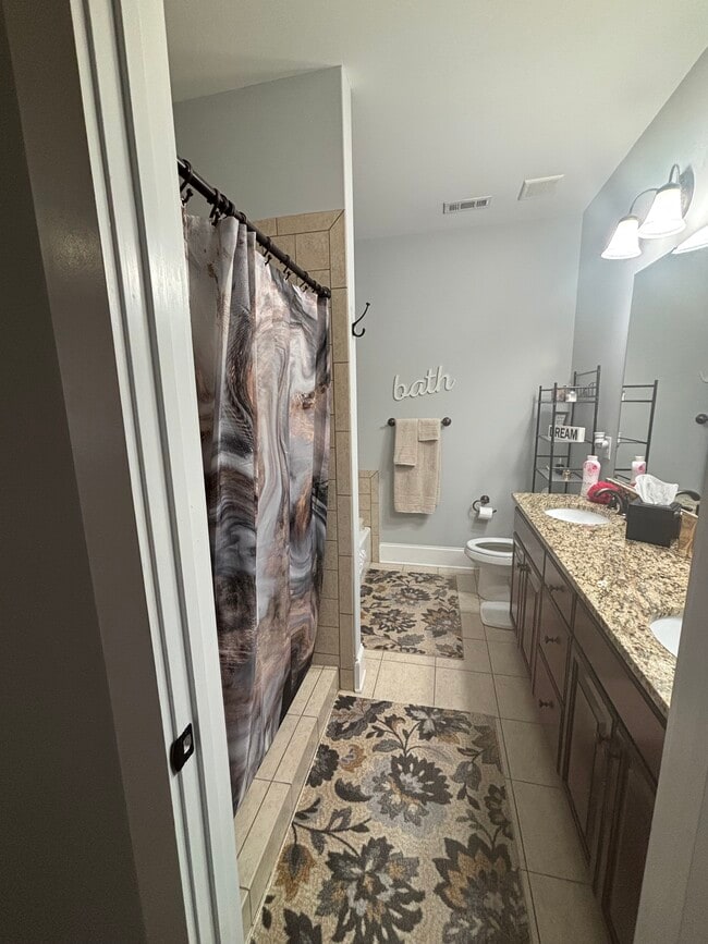 Building Photo - 500 Summerfield Place