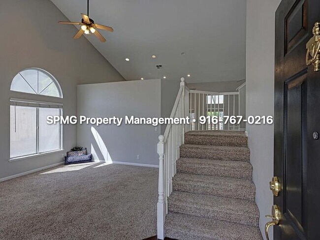 Building Photo - Beautiful 4BR/3BA Home in Rocklin 3-Car Garage & Low-Maintenance Backyard