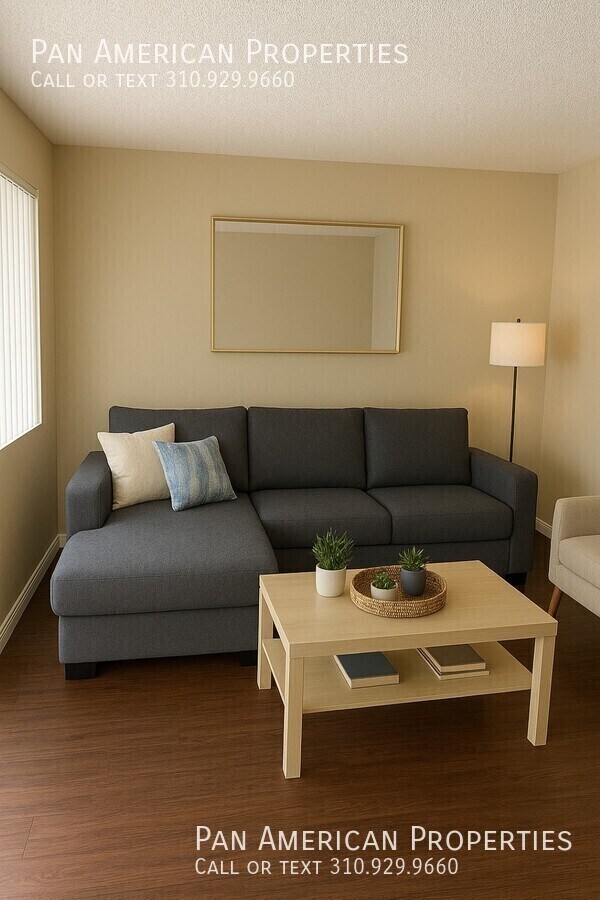 Building Photo - 812 N. Azusa-#4