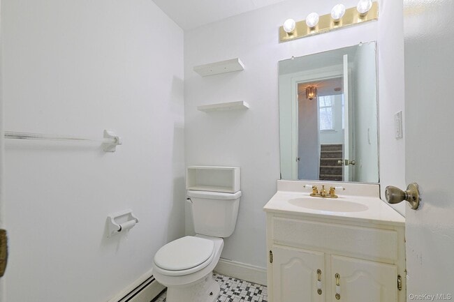 Building Photo - 25 Pierces Rd