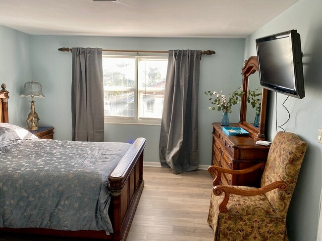 Building Photo - 1770 E Las Olas Blvd