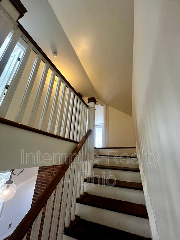 Building Photo - 3724 Stevens Pl