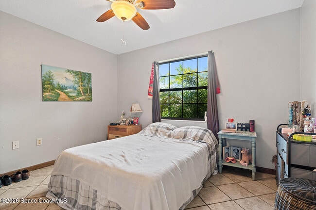 Building Photo - 2539 Fulton Ct