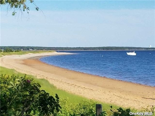 Building Photo - 599 Peconic Bay Blvd