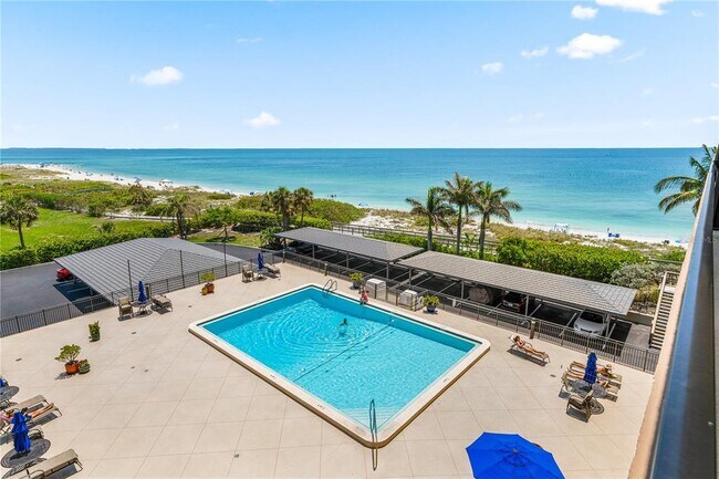 Building Photo - 7650 Bayshore Dr