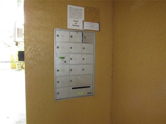 Building Photo - 2401 W Preserve Way