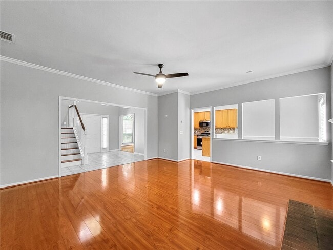 Building Photo - 7026 Blanco Pines Dr