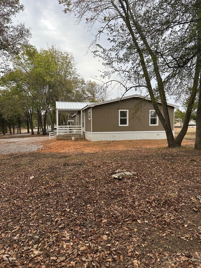 Building Photo - 5590 Aspen Dr
