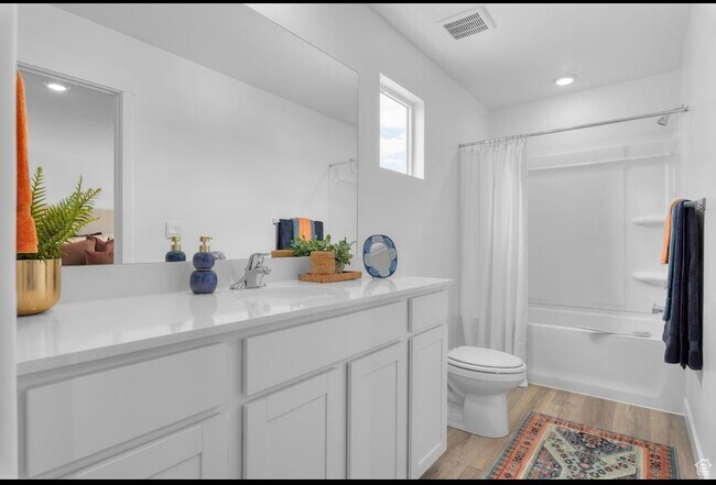 Building Photo - 362 S 1130 W