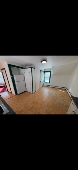 Building Photo - 13 Sturtevant St