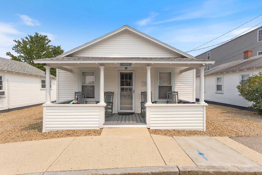 Building Photo - 2 Island Path