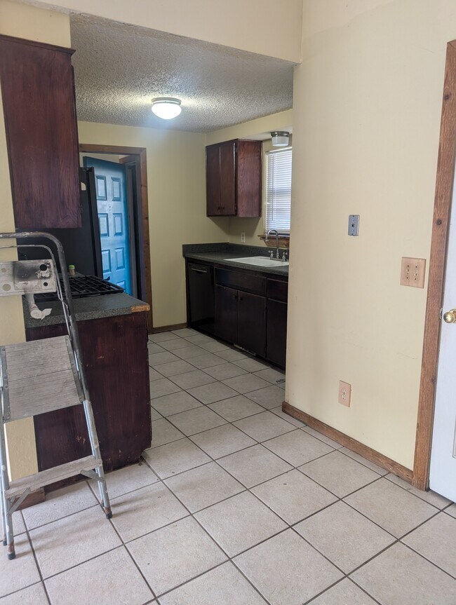 Building Photo - 1808 Terryton Dr