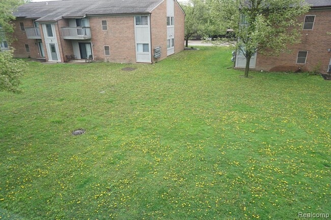 Building Photo - 35431 Hickory Woods Dr