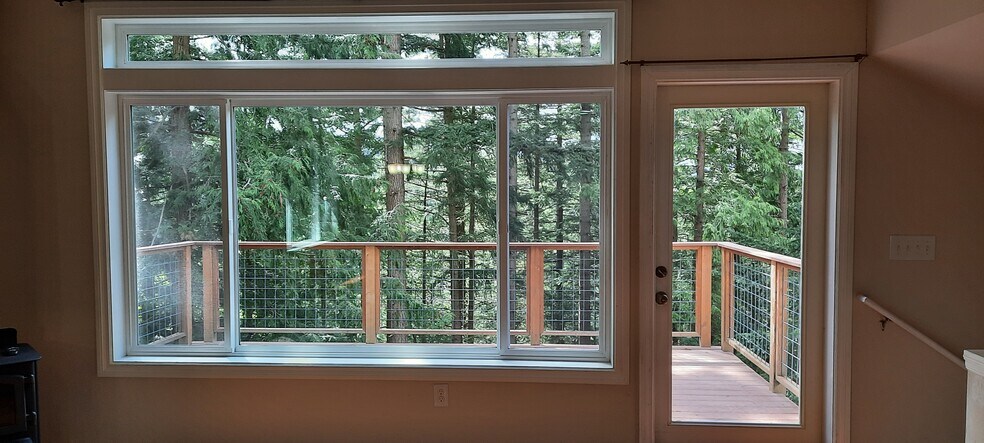 Building Photo - 1710 Sapphire Trl