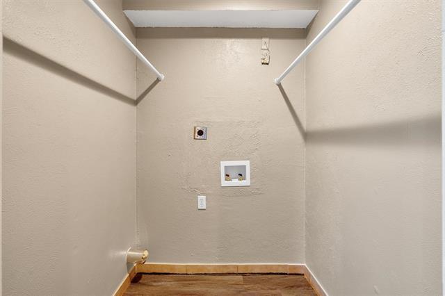 Building Photo - 5727 Richmond Ave