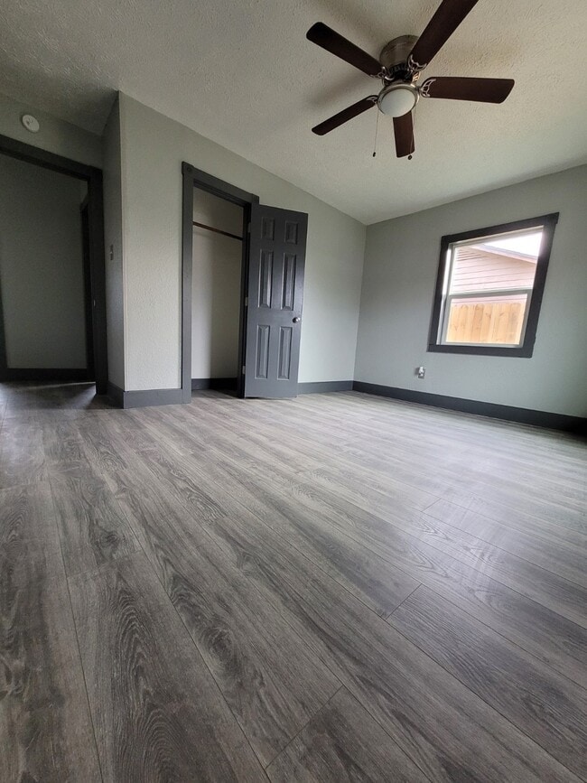 Building Photo - 7617 Delavan Dr