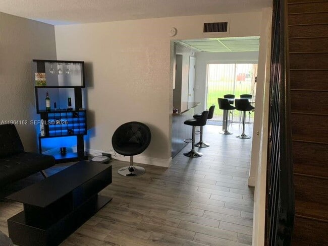 Building Photo - 3737 NW 20th St