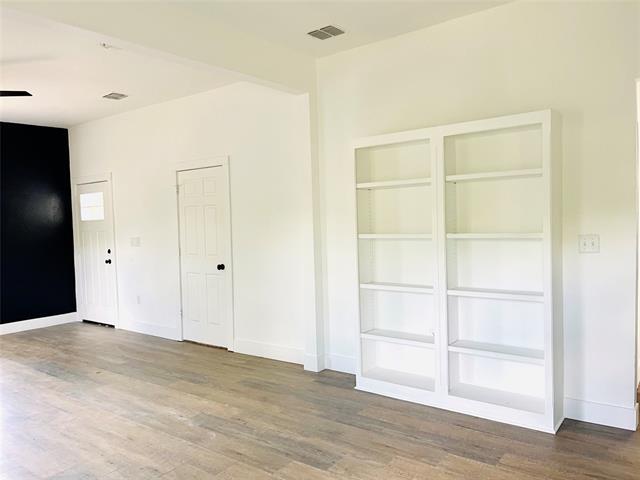 Building Photo - 2210 Langford St