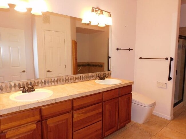 Building Photo - 14178 Sun Blaze Loop Unit D