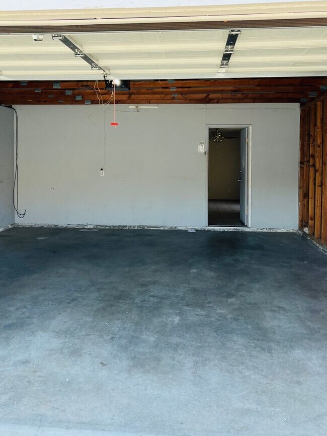 Building Photo - 3800 Maserati Dr