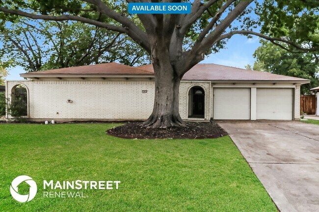 Primary Photo - 1003 Holly Hill Ct