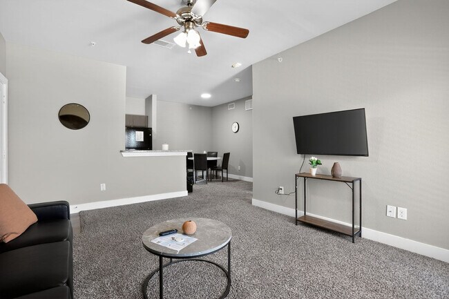 Building Photo - 1355 Ranch Pkwy