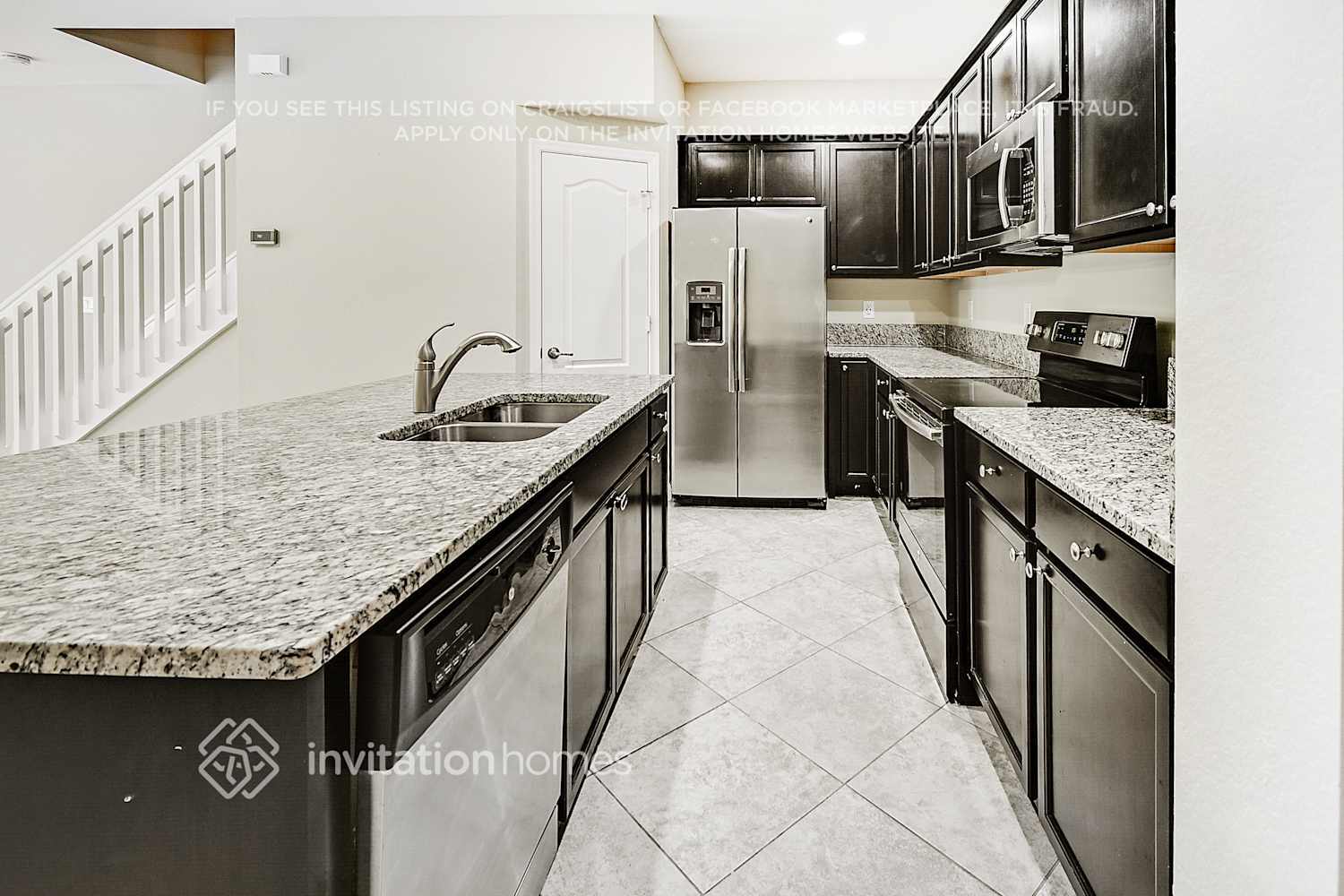 Building Photo - 9718 SW Purple Martin Way