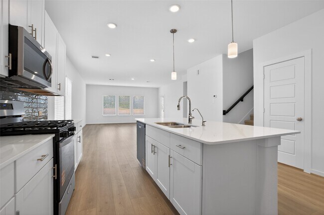 Building Photo - 422 Gram Hl Dr