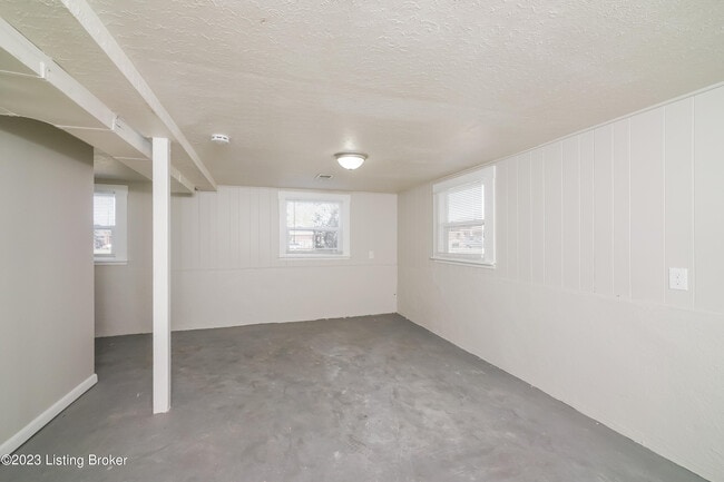 Building Photo - 4022 Lula Wy