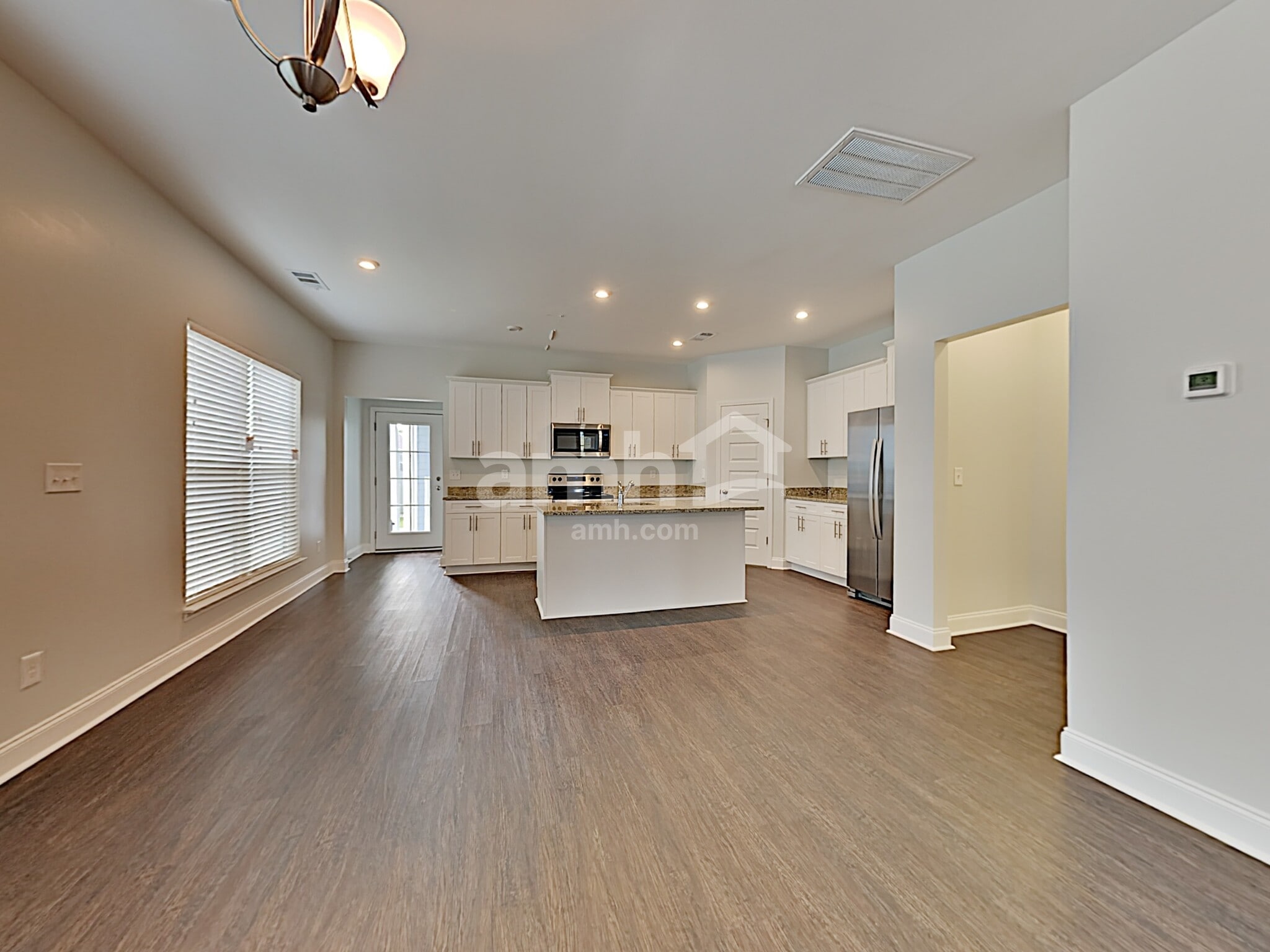 Building Photo - 5512 Central Grove Sq