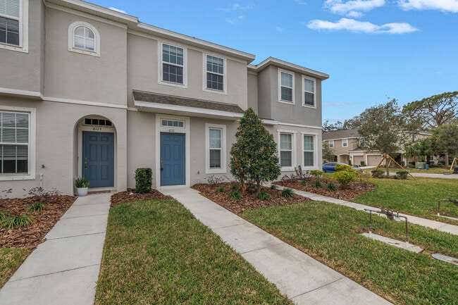 Front entrance - 6111 Fairmont Ln