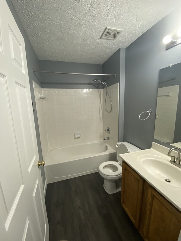 Building Photo - 8025 Brookstone Ct