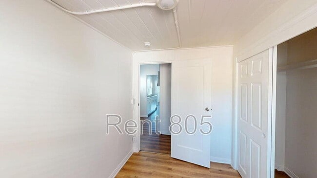 Building Photo - 45 Barry Dr